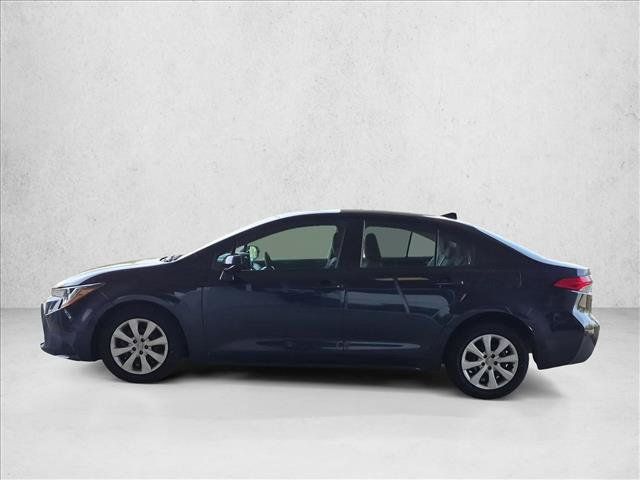 Used 2023 Toyota Corolla LE FWD image 9