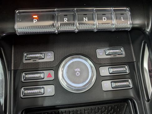 New 2026 Lincoln Nautilus Premier image 14