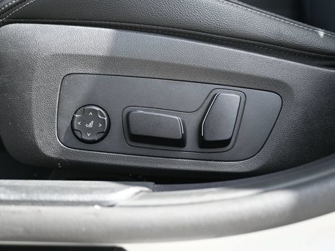 Used 2026 BMW 330i Sedan RWD image 16