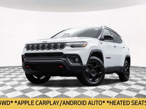 Used 2023 Jeep Compass Trailhawk w/ Trailhawk Convenience Group image 2