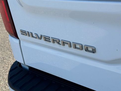 Used 2021 Chevrolet Silverado 1500 Custom w/ Safety Confidence Package RWD image 8