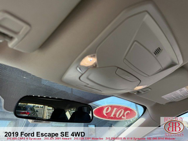 Used 2019 Ford Escape SE AWD/4WD image 25