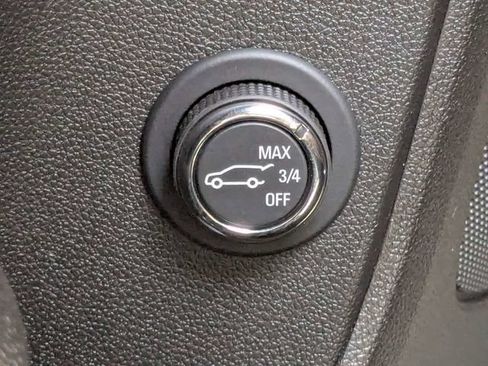 Used 2023 Chevrolet Blazer RS FWD image 43
