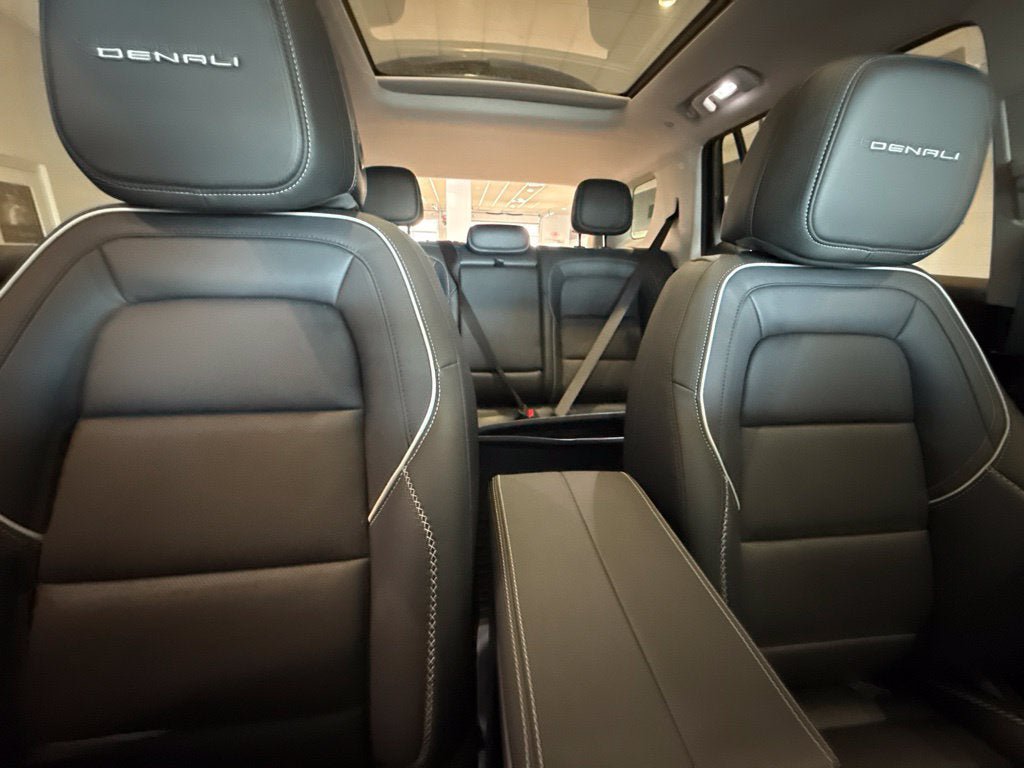 New 2027 GMC Terrain Denali w/ LPO, Floor Liner Package AWD/4WD image 14