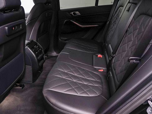 Used 2023 BMW X5 xDrive40i w/ M Sport Package image 21