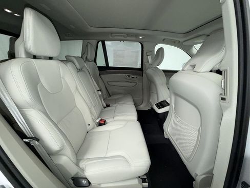 New 2026 Volvo XC90 B6 Ultra AWD/4WD image 17