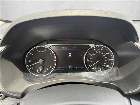 Used 2024 Nissan Altima 2.5 SV FWD image 15