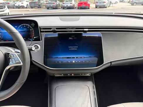 Used 2024 Mercedes-Benz E 350 4MATIC Sedan image 21