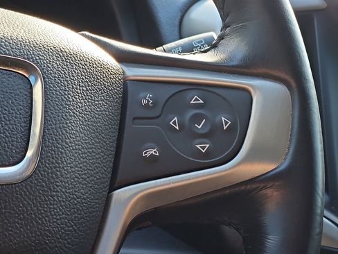 Used 2019 GMC Terrain SLE image 20