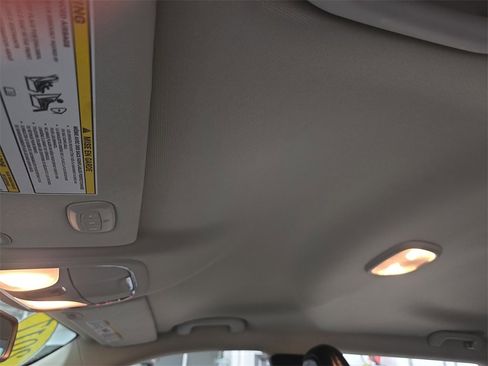 Used 2017 Jeep Cherokee Trailhawk w/ Comfort & Convenience Group image 30