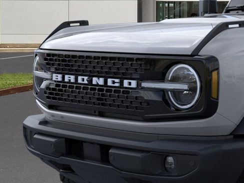 New 2026 Ford Bronco Outer Banks AWD/4WD image 19