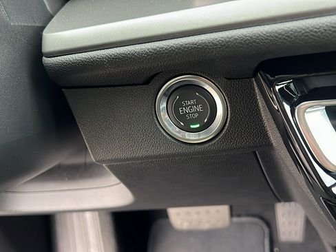 New 2026 Chevrolet Traverse LT w/ Driver Confidence Package image 24