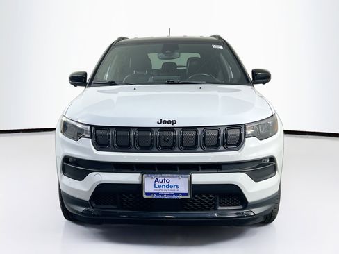 Used 2022 Jeep Compass Altitude w/ Convenience Group image 2