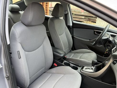 Used 2013 Hyundai Elantra GLS image 41