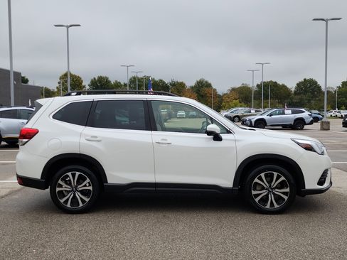 Used 2023 Subaru Forester Limited image 2