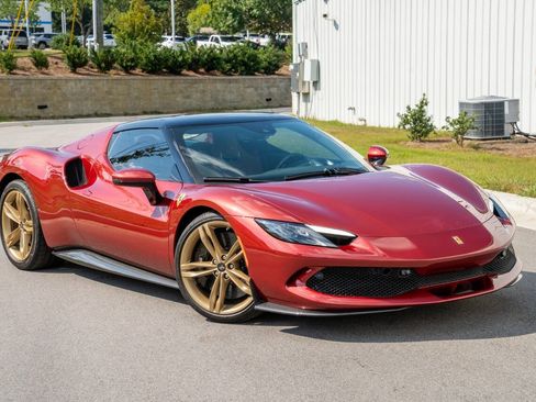 Used 2025 Ferrari 296 GTB RWD image 2