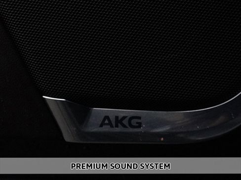 Used 2022 Cadillac Escalade Premium Luxury image 5