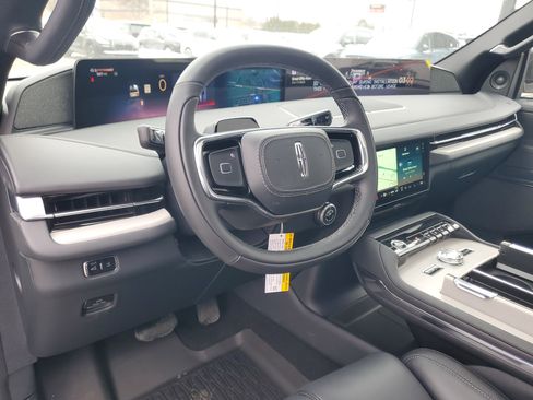 New 2026 Lincoln Navigator L Reserve w/ Jet Appearance Package image 14