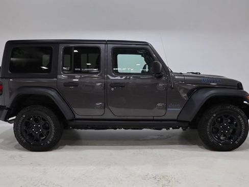 Used 2023 Jeep Wrangler Unlimited w/ Cold Weather Group AWD/4WD image 9
