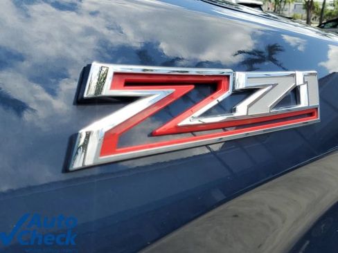 Used 2021 Chevrolet Silverado 1500 LT w/ Z71 Off-Road Package AWD/4WD image 8