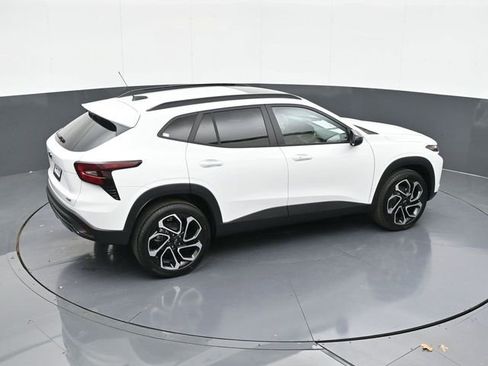 New 2026 Chevrolet Trax RS w/ Sunroof Package image 59