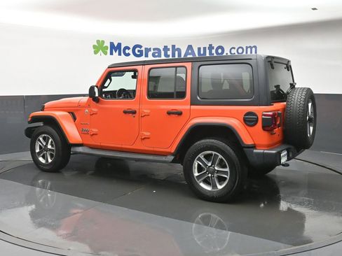 Used 2018 Jeep Wrangler Unlimited Sahara w/ Dual Top Group image 18