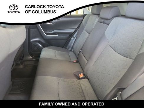 Used 2021 Toyota RAV4 XLE AWD/4WD image 14