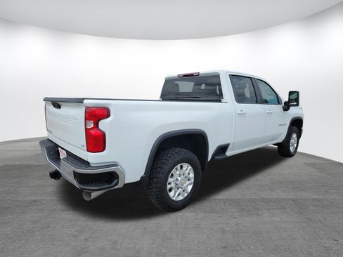 Used 2024 Chevrolet Silverado 2500 LT AWD/4WD image 5