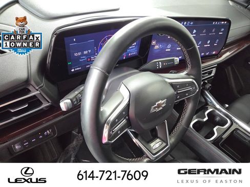 Used 2025 Chevrolet Traverse Z71 AWD/4WD image 16