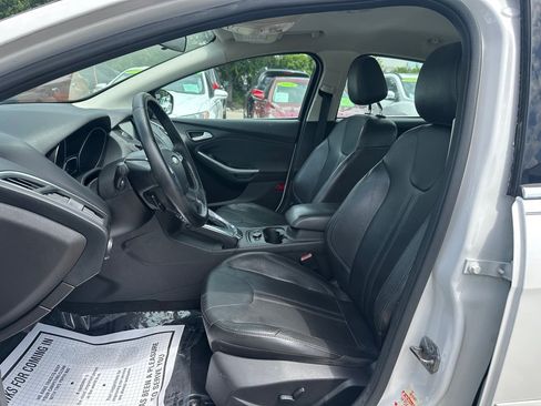Used 2013 Ford Focus Titanium FWD image 10