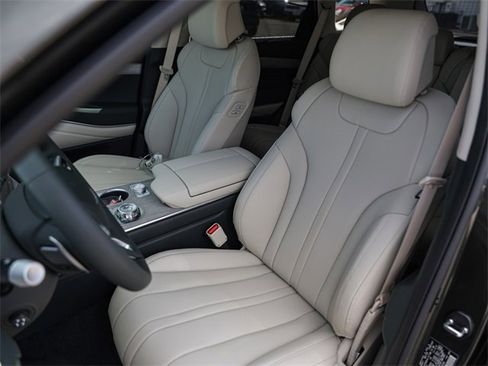 New 2025 Genesis GV80 2.5T Advanced image 9