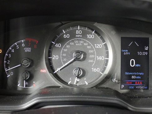 Used 2021 Toyota Corolla L image 23