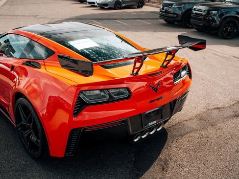 Used 2019 Chevrolet Corvette ZR1 RWD image 18
