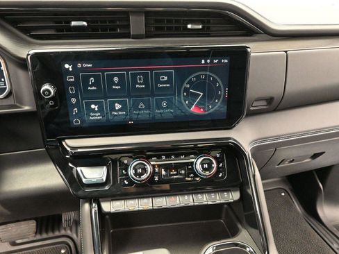 Used 2024 GMC Sierra 1500 AT4X image 21