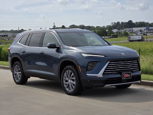 New 2026 Buick Enclave Preferred w/ Super Cruise Package AWD/4WD image 1