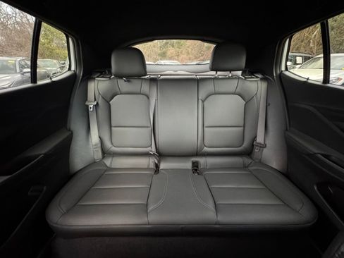 Used 2025 Buick Envista Sport Touring image 34