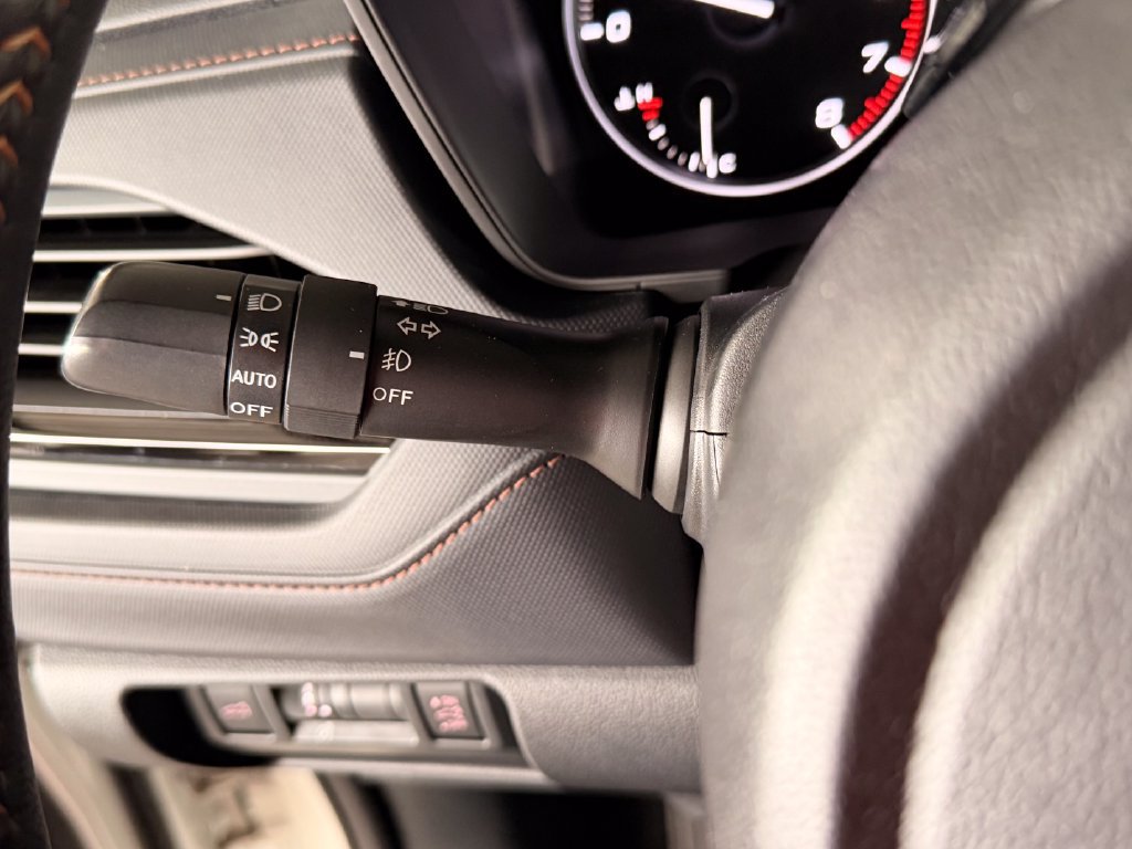 Used 2025 Subaru Forester Touring AWD/4WD image 14