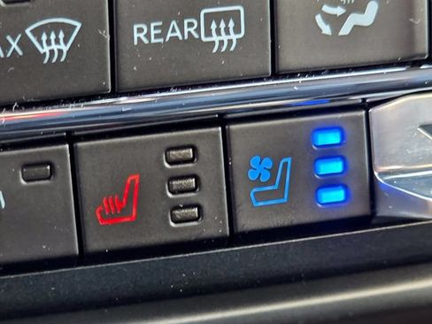 Used 2025 Ford F150 Raptor AWD/4WD image 20