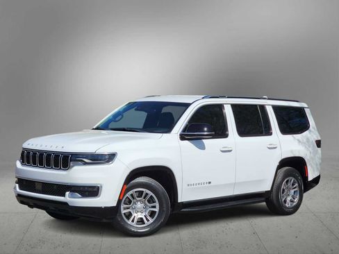 Used 2023 Jeep Wagoneer 4WD image 1