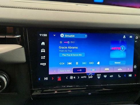 Used 2025 Lincoln Navigator Reserve w/ Jet Appearance Package image 20