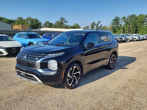Used 2024 Mitsubishi Outlander SE FWD image 6