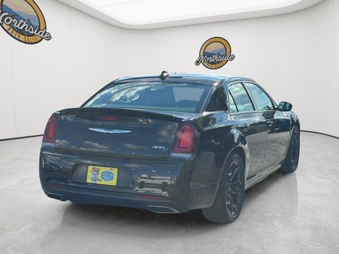 Used 2019 Chrysler 300 S w/ S Model Appearance Package RWD image 5