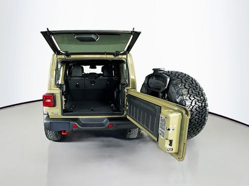 New 2026 Jeep Wrangler Unlimited Rubicon AWD/4WD image 15