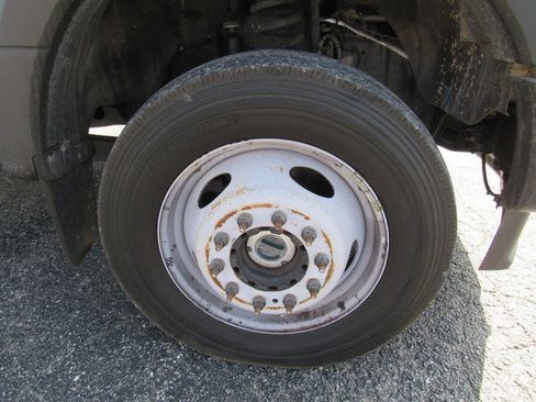 Used 2021 Ford F550 4x4 Regular Cab Super Duty image 10