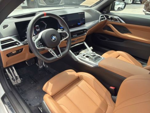 Used 2026 BMW M440i Convertible RWD image 8