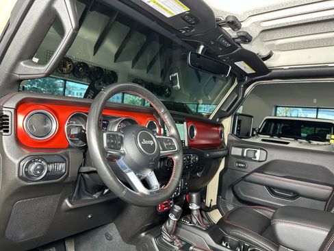 Used 2022 Jeep Gladiator Rubicon w/ LED Lighting Group image 15