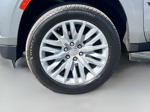 Used 2024 Chevrolet Tahoe RST w/ Luxury Package AWD/4WD image 33