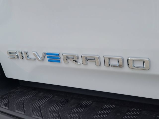New 2026 Chevrolet Silverado EV LT w/ Plus Package AWD/4WD image 9