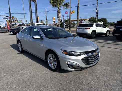 Certified 2020 Chevrolet Malibu LT FWD image 1