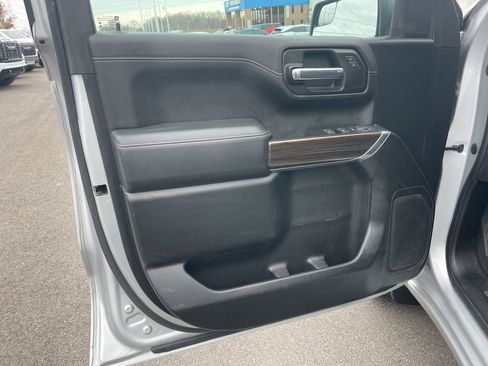 Used 2019 Chevrolet Silverado 1500 RST w/ All-Star Edition image 9